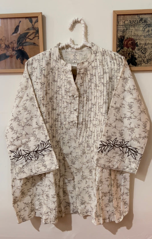 Pintuck Linen Applique Top